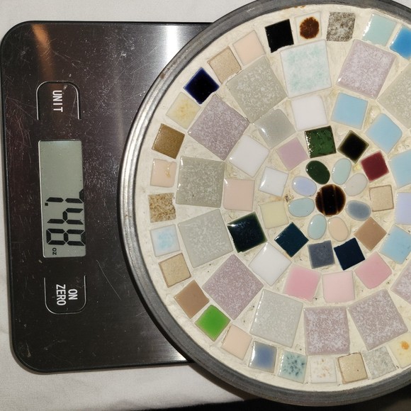 Small Tile Mosaic Decorative Plate - Picture 4 of 4